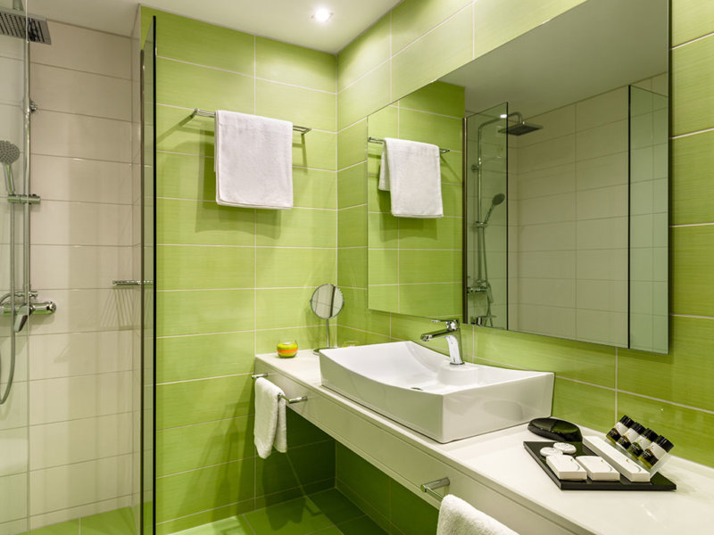 Ванная в зеленом цвете дизайн фото
