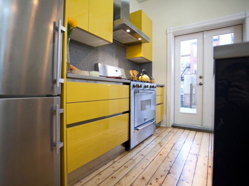 Кухонные обои в интерьере современные (58 фото)